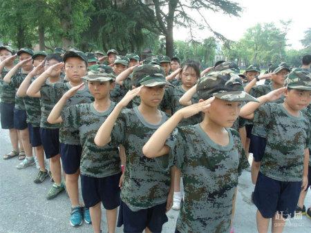 军礼必须一步到位